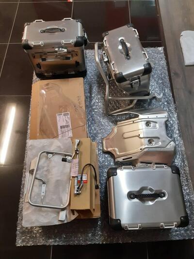 PACK AFRICA TWIN DESERT TRACK DCT Honda