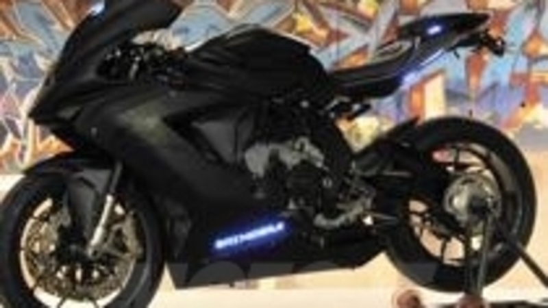 Una MV Agusta F3 675 in stile Batman per Justin Bieber