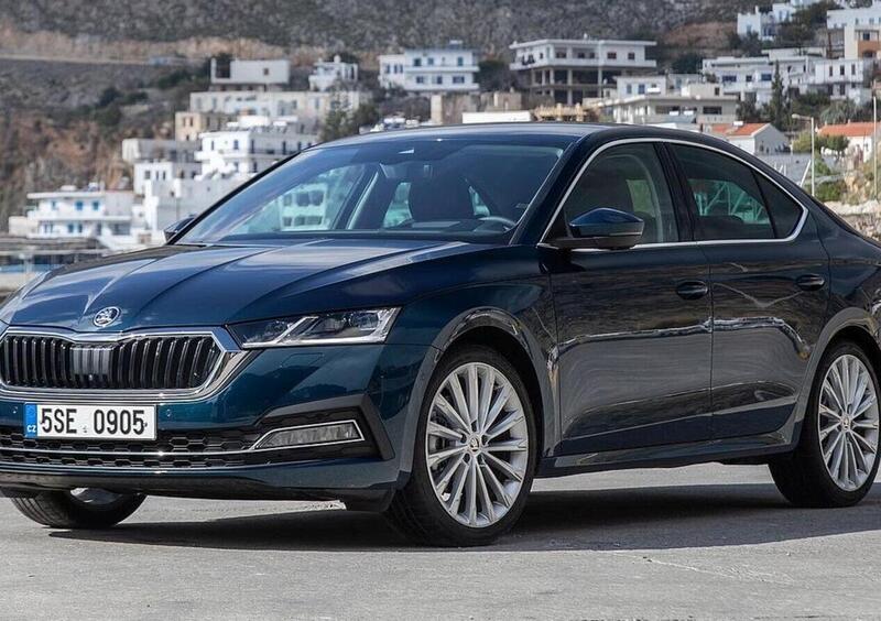 Skoda Octavia (2020-->>) (10)