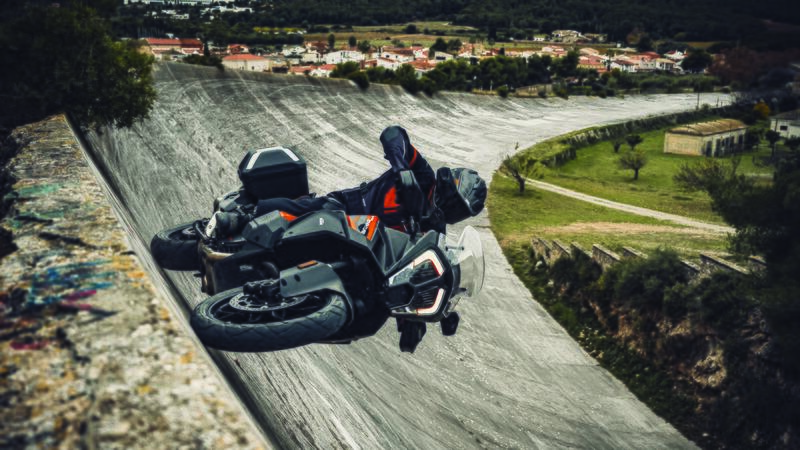 Mitas: primo equipaggiamento sulla KTM 1290 Super Adventure S