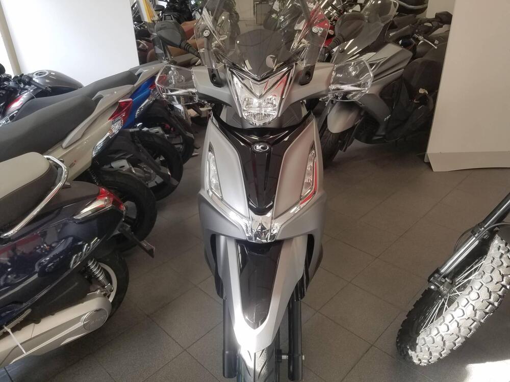 Kymco Agility 300i (2021 - 25) (4)