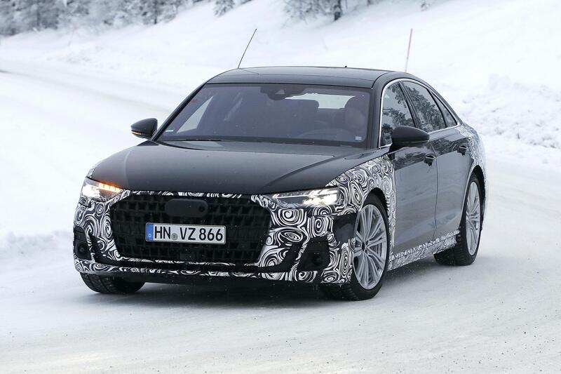 Audi A8 restyling, le foto spia