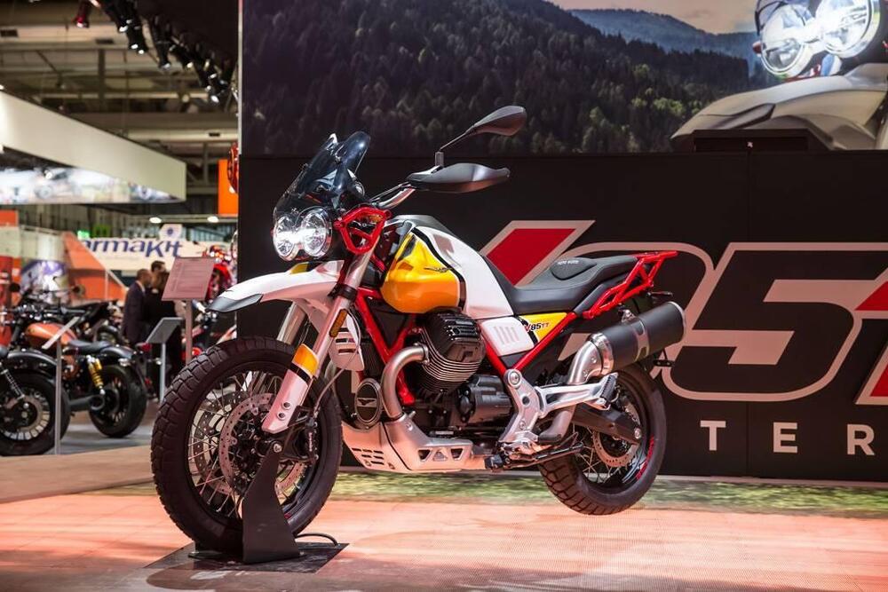 Moto Guzzi V85 TT (2024 - 25) (12)