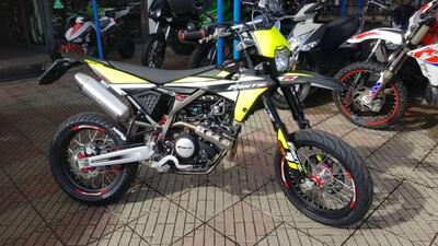 Fantic Motor XMF 125 Motard Performance 4t (2021 - 22) nuova