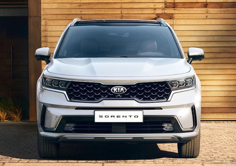 Kia Sorento (2020-->>) (20)