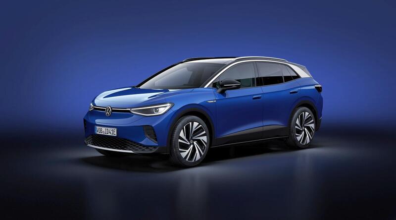 Volkswagen ID.4 arriva in concessionaria per battere record: listino prezzi da 43mila euro [lordi]