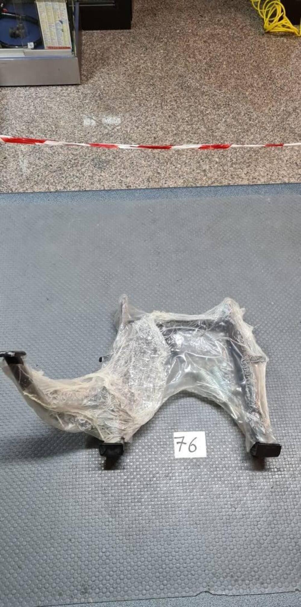 CAVALLETTO APRILIA LEONARDO 125 150 ST 125 150 Buzzetti