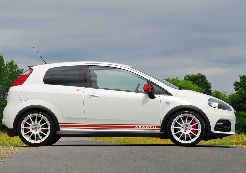 Abarth Grande Punto (2007-10) (3)