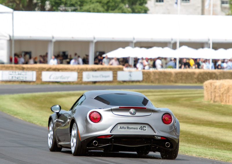 Alfa Romeo 4C Coupé (2013-19) (2)