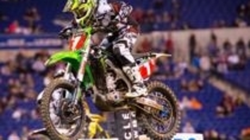 SX Indianapolis, allungo di Villopoto