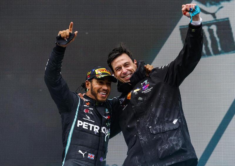 Formula 1, Hamilton-Mercedes, i perch&eacute; del rinnovo