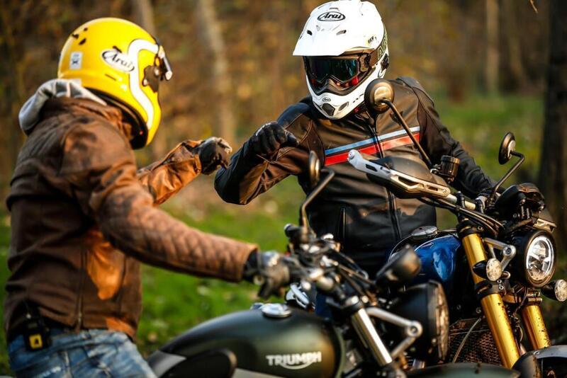 Abbigliamento e accessori moto: consigli per gli acquisti