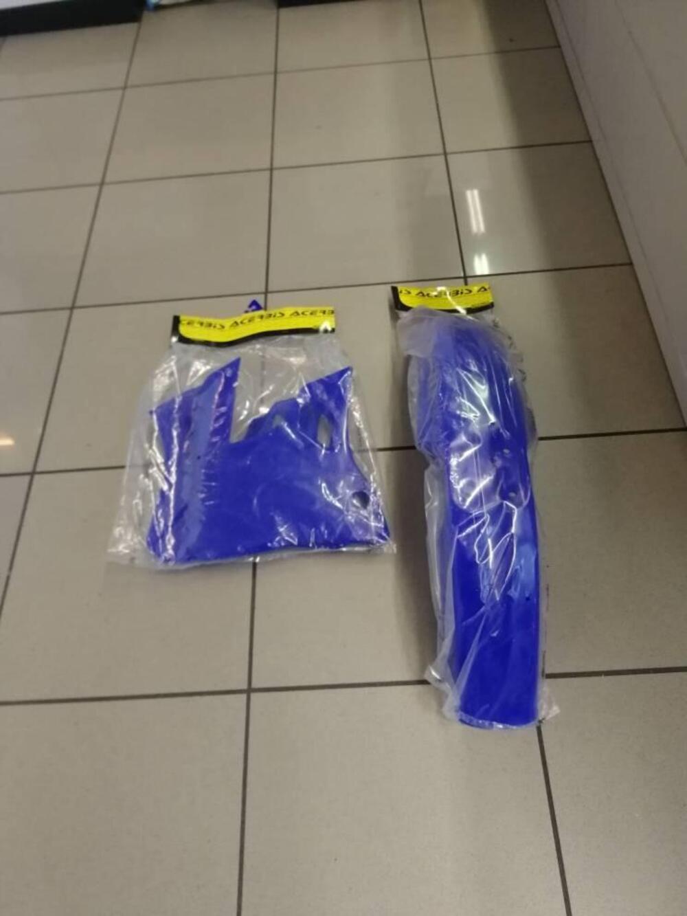 PARAFANGO ANTERIORE E CONVOGLIATORE YAMAHA Acerbis