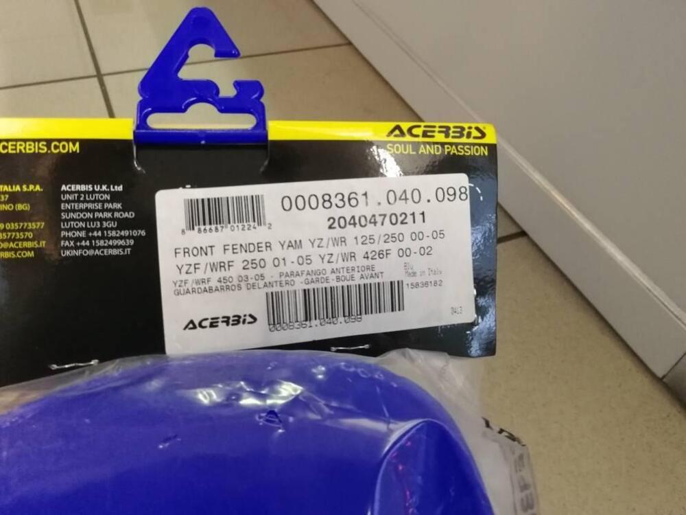 PARAFANGO ANTERIORE E CONVOGLIATORE YAMAHA Acerbis (5)