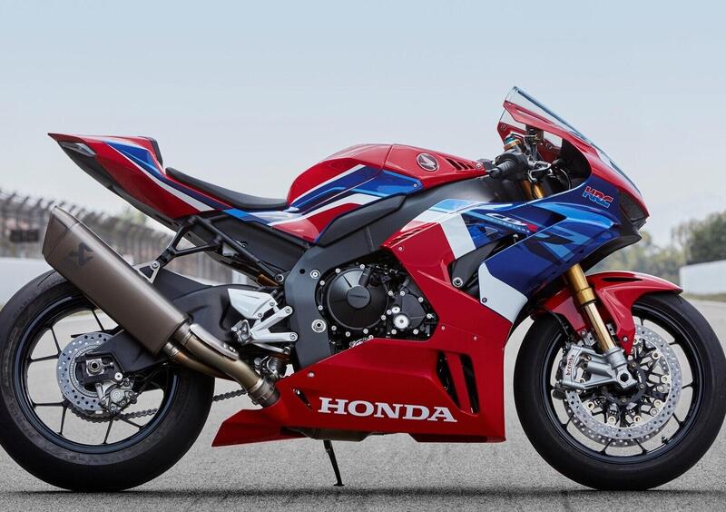 Honda CBR 1000 RR CBR 1000 RR-R Fireblade SP Carbon (2021) (4)