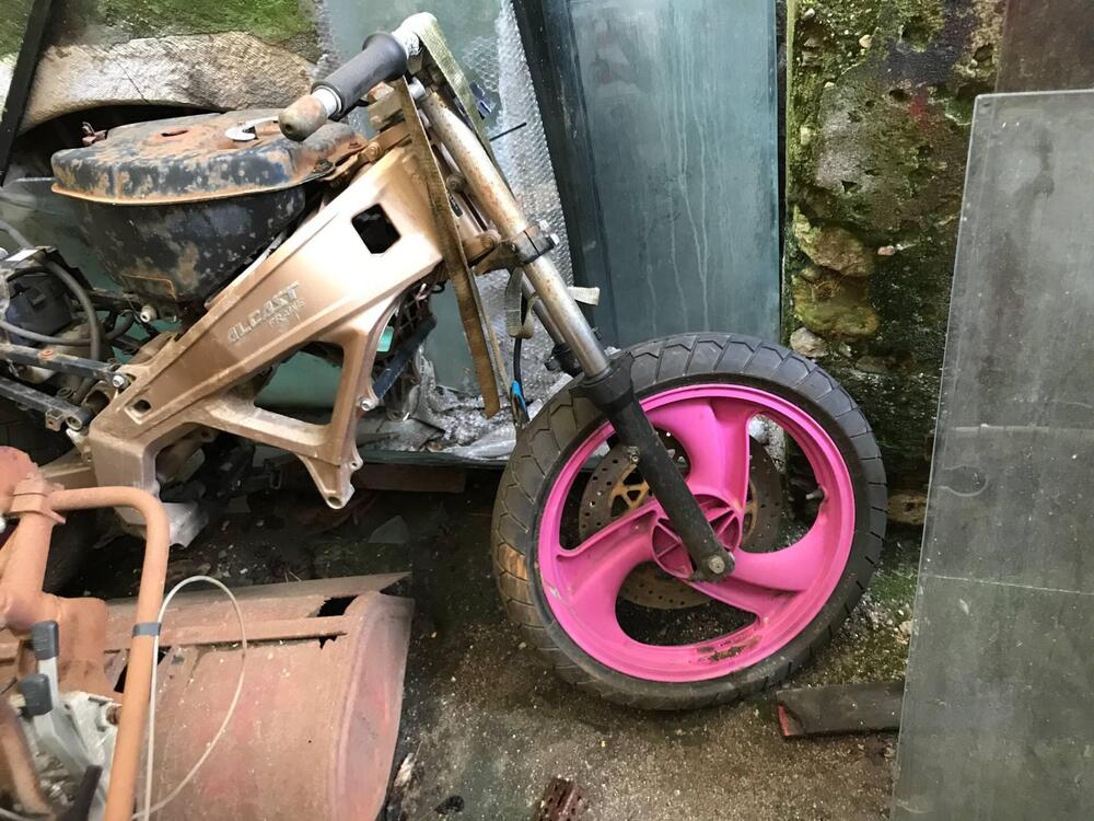 Ricambi vari NSR 125 F- VP Honda (11)