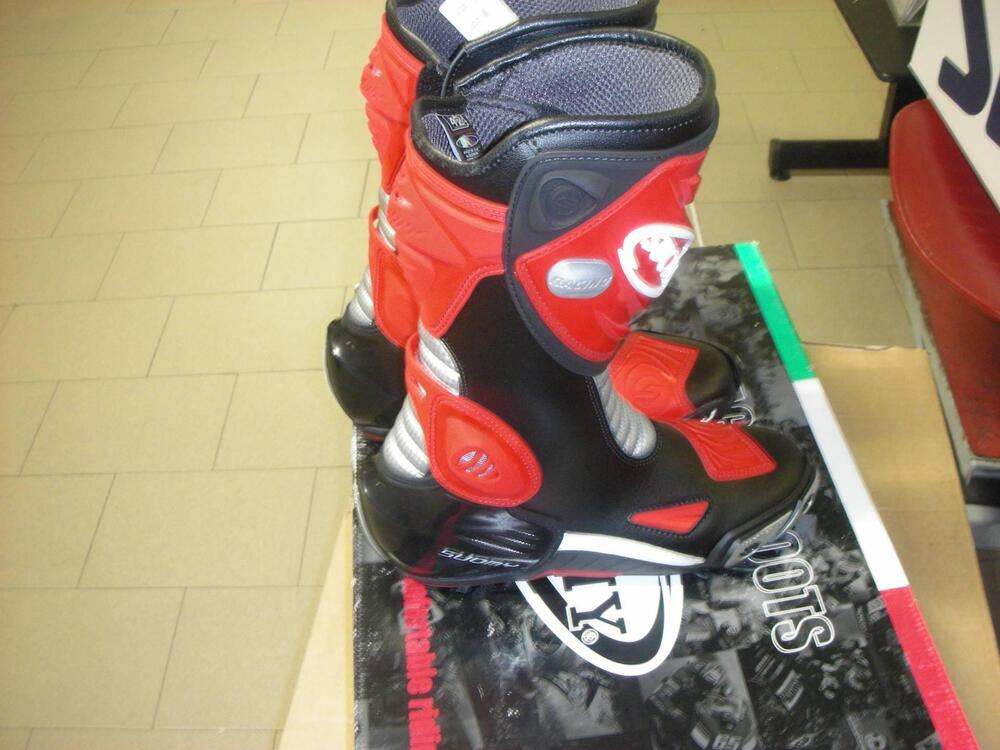 STIVALE RACING SUOMI MIS 42 Suomy (2)