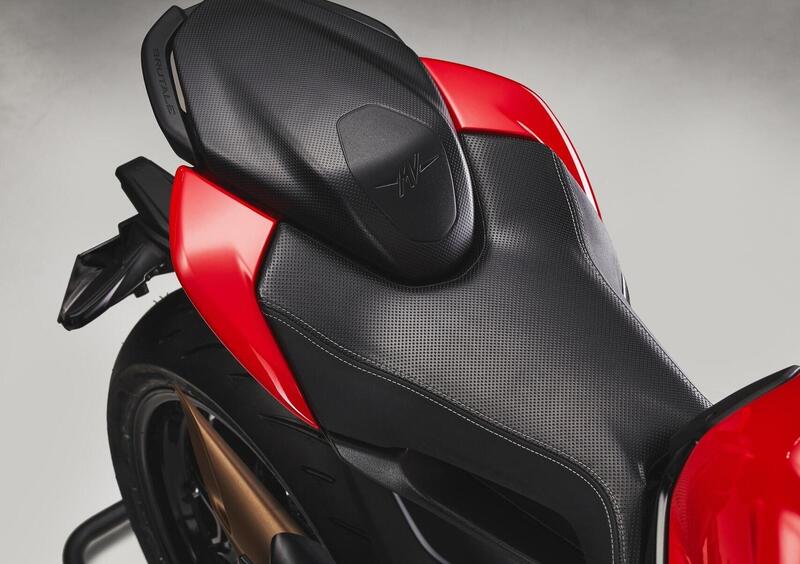 MV Agusta Brutale 800 Brutale 800 Rosso (2021 - 23) (13)