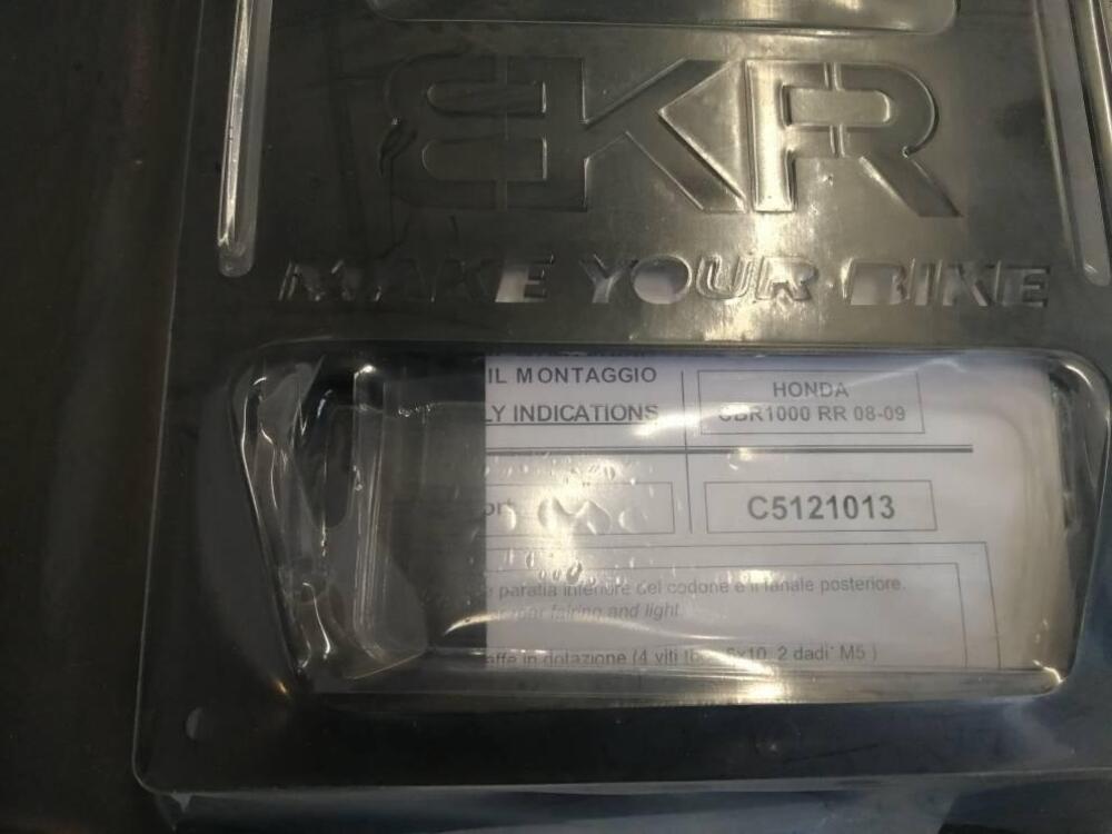 PORTA TARGA HONDA CBR 1000 RR '08/'09 Bergamaschi (4)