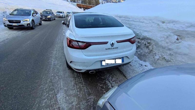 Occhio al parcheggio domenicale da furbi: in Veneto sindaco vigile multa 40 auto