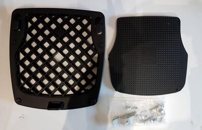 PIASTRA PORTAVALIGIA UNIVERSALE GIVI E250