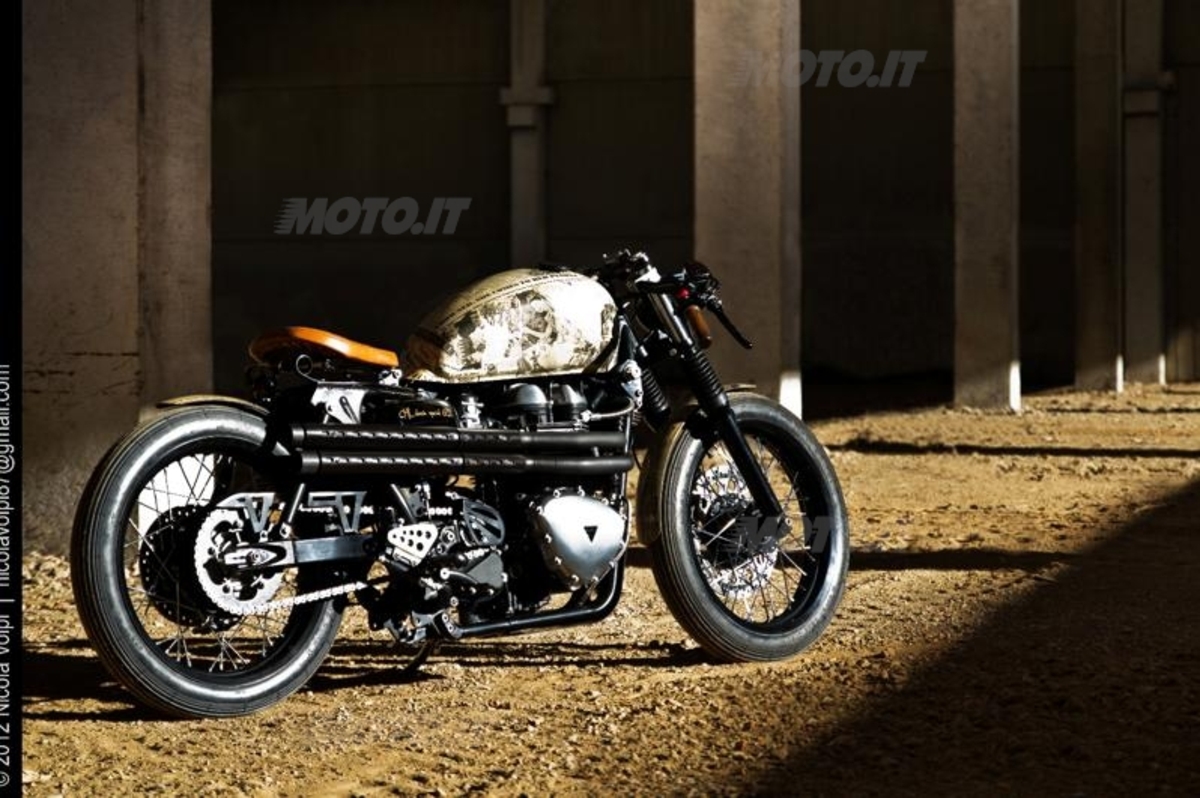 CML Classic Special: Triumph Thruxton Queen Elizabeth