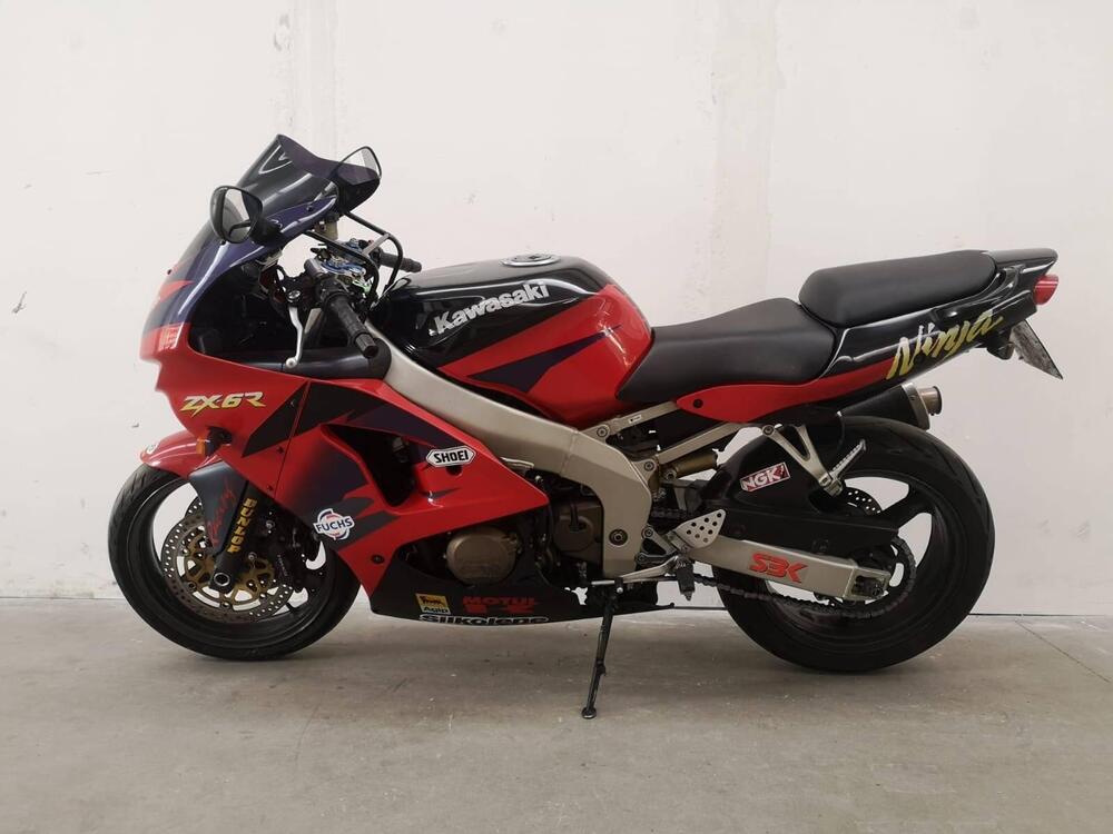 Kawasaki ZX-6R (3)