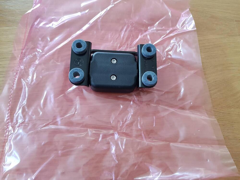 Supporto bloccaggio navigatore per BMW (2)