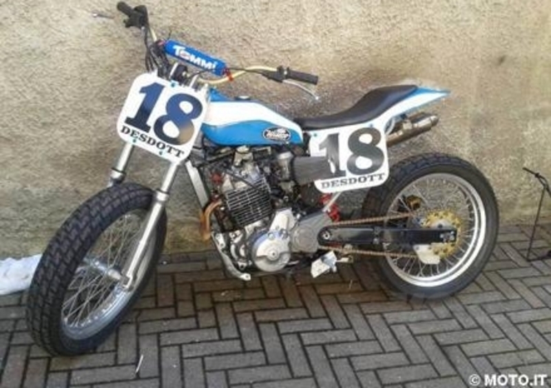 Le Strane di Moto.it: Honda SLR Flat Track