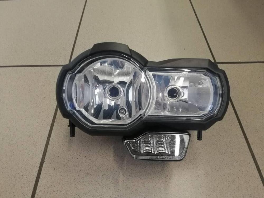 FARO ANTERIORE HEADLIGHT BMW R1200 GS 2013 (2)
