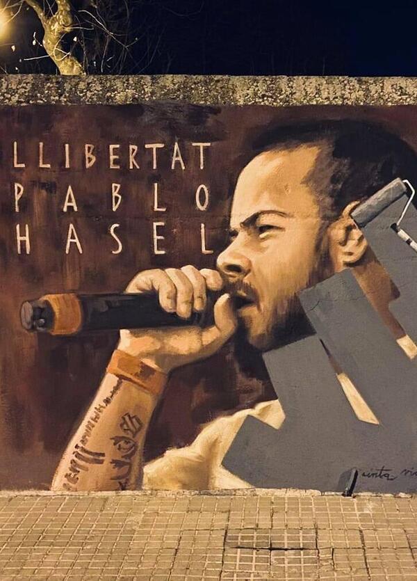 In Spagna i rapper fanno la rivoluzione. E in Italia? 