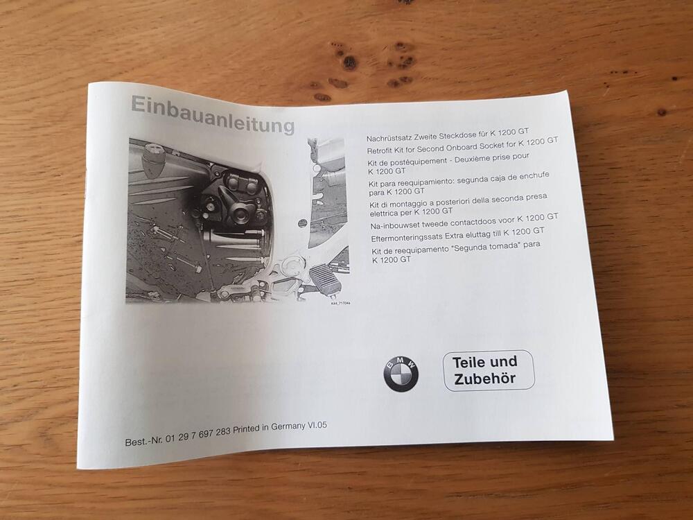 Kit postmontaggio presa di corrente BMW (2)