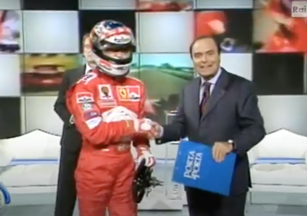I 25 anni di Porta a Porta e quella volta in cui Schumacher entr&ograve; in studio con la Ferrari F300