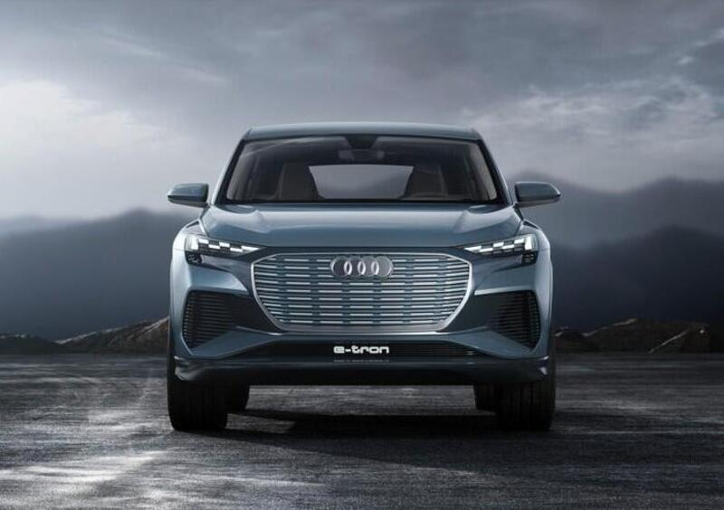 Audi Q4 e-tron arriva in estate, ma si pu&ograve; gi&agrave; prenotare sul sito versando 1000 euro