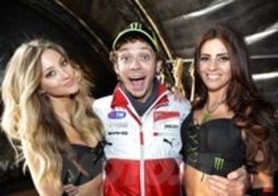 Valentino Rossi e la slorchiata alle ombrelline