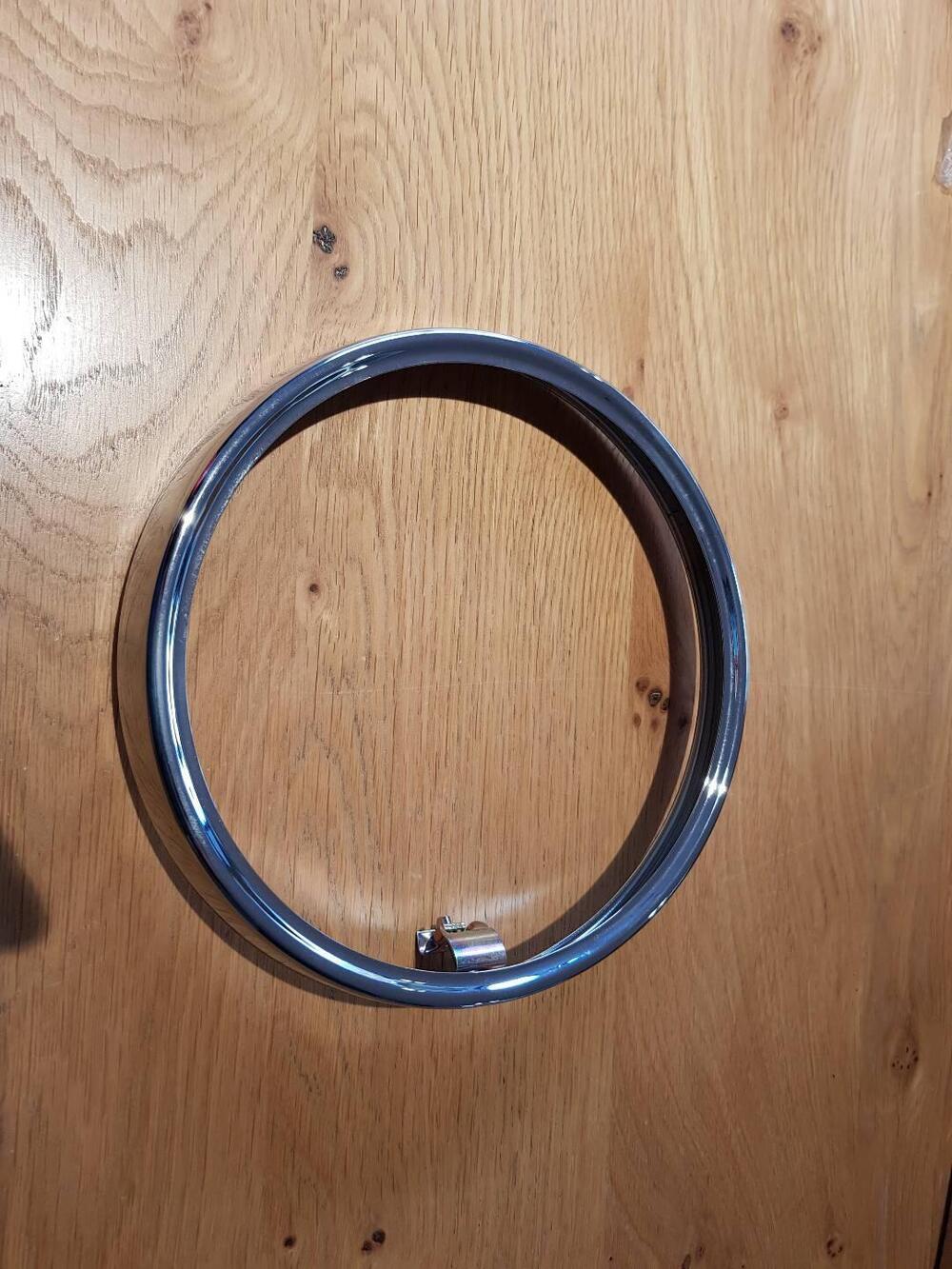 Anello di fissaggio faro BMW