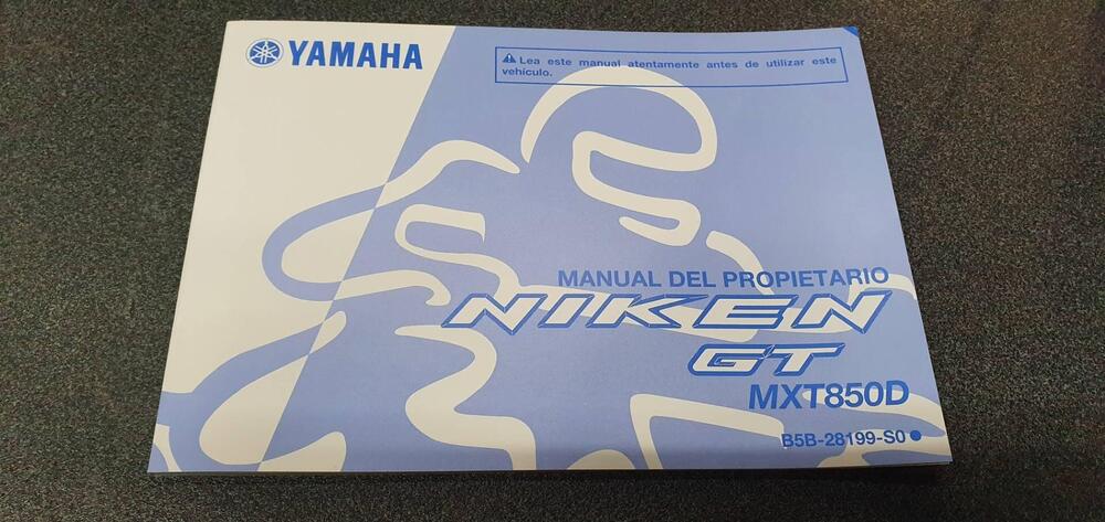 USO E MANUTENZIONE MANUALE YAMAHA PER NIKEN GT 850