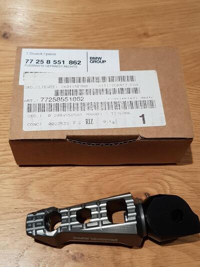 Poggiapiedi destro HP fresato BMW