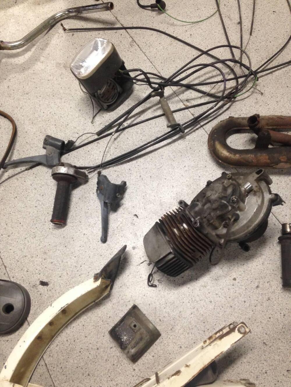 Pezzi in blocco Ciao Piaggio (5)