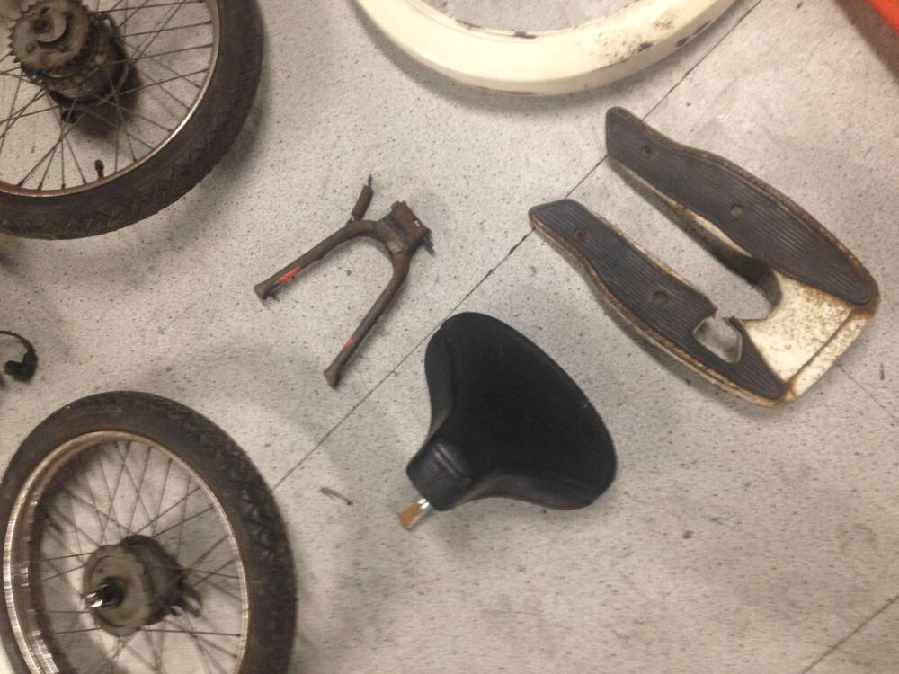 Pezzi in blocco Malaguti Cobra (3)