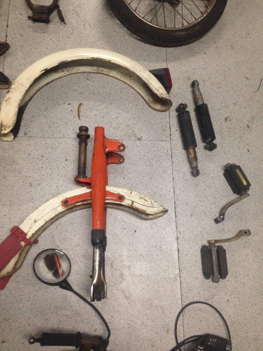 Pezzi in blocco Malaguti Cobra (4)