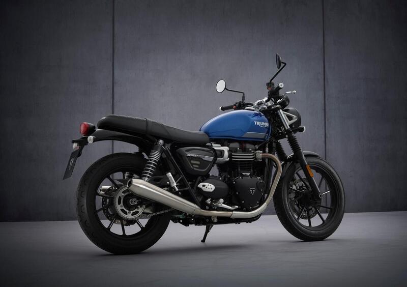 Triumph Street Twin Street Twin 900 (2021 - 22) (6)