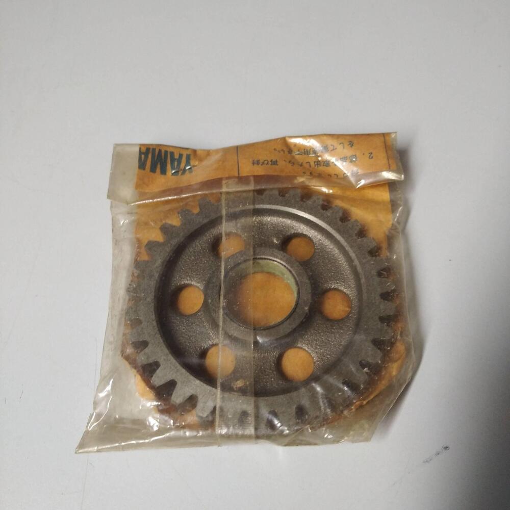 INGRANAGGIO FOLLE YAMAHA XT550/XT 34L/43F/1VJ/2KF/