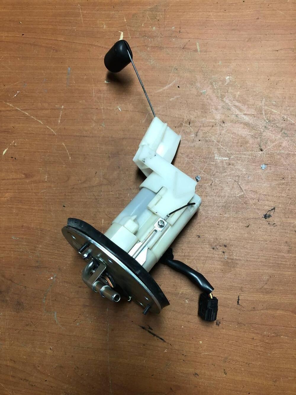 Pompa benzina Honda CB 650 F '13-'16