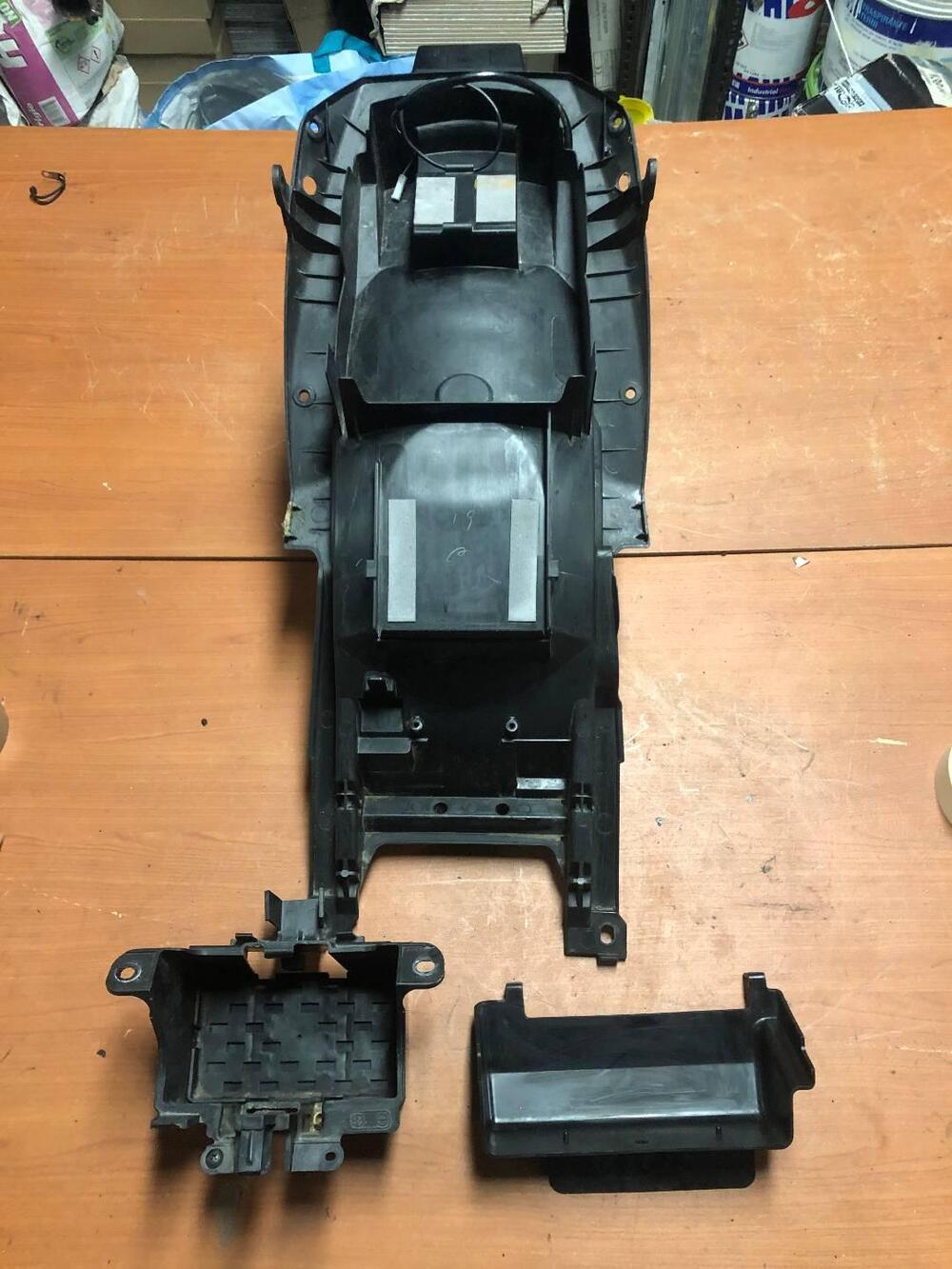 Sottocoda portatarga originale Suzuki GSX 1250 FA