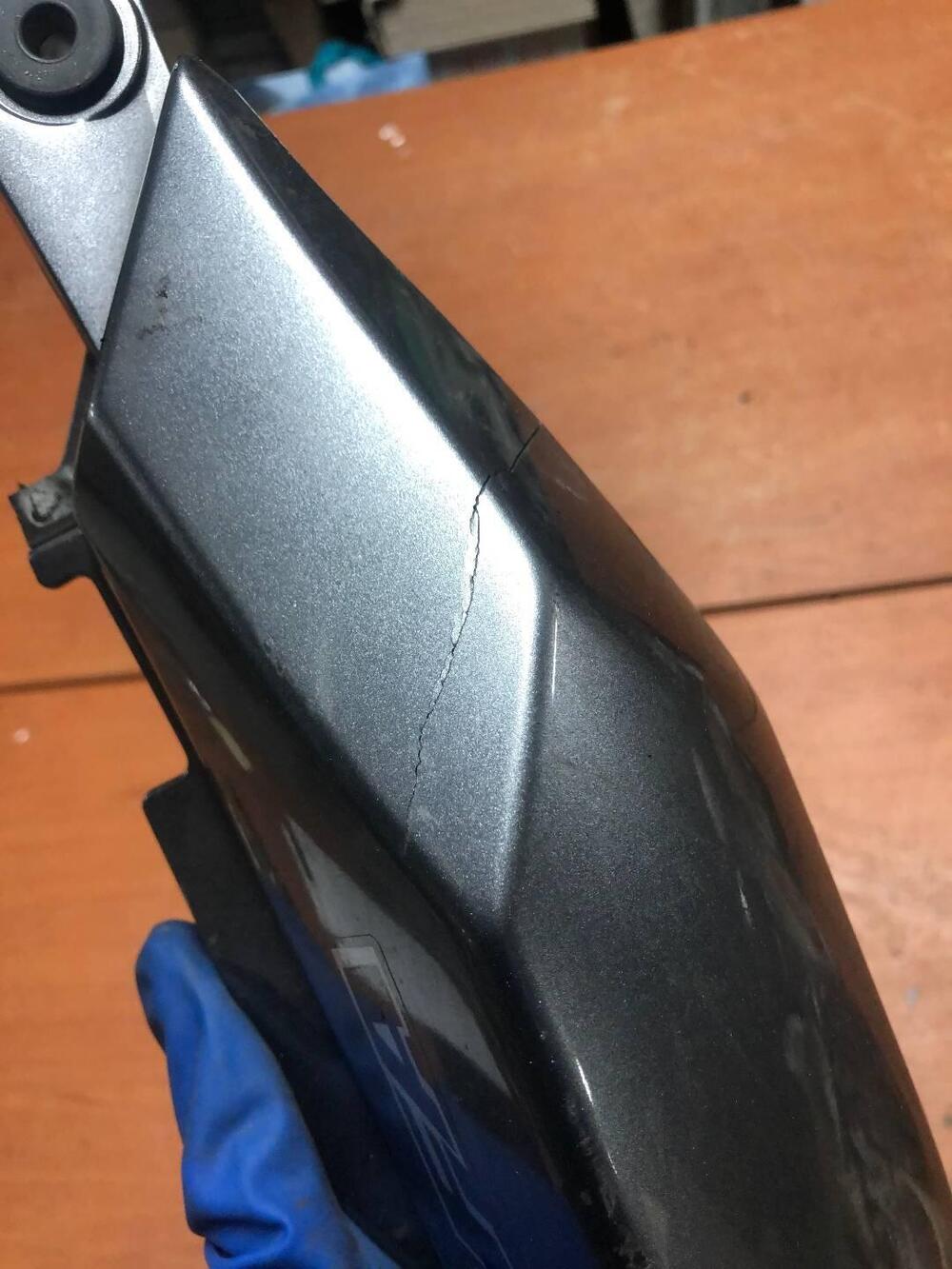 Codone posteriore con faro Suzuki GSX 1250 FA (3)