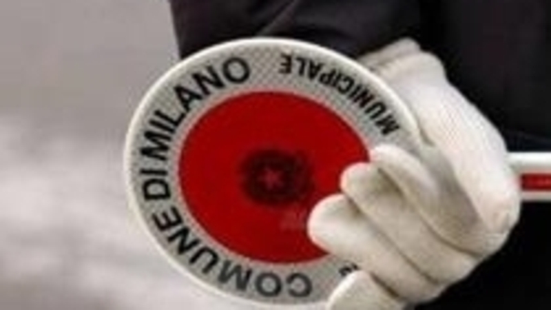 Milano: domenica 7 aprile blocco del traffico 