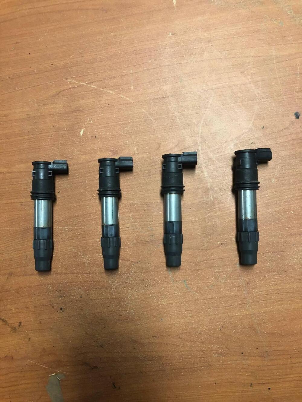 Bobine d'accensione Suzuki GSX 1250 FA (3)