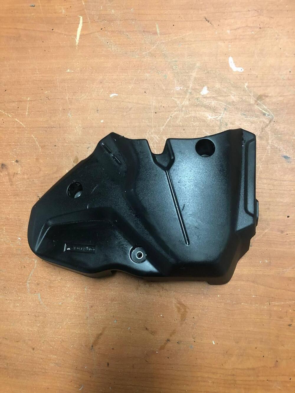 Carter sinistro Suzuki GSX 1250 FA