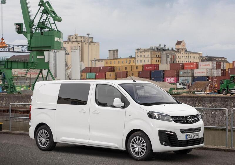 Opel Vivaro-e Life (2020-->>) (2)